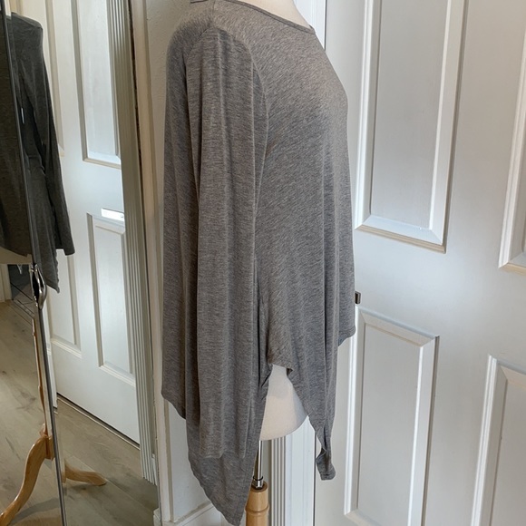 BH Jeans Shark bite top - Picture 3 of 4